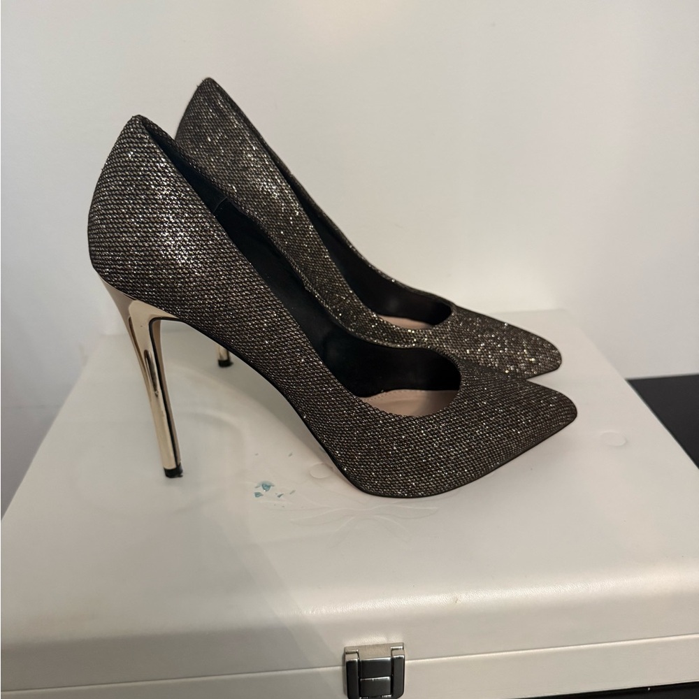 Shimmering Black and Gold Women's Heels